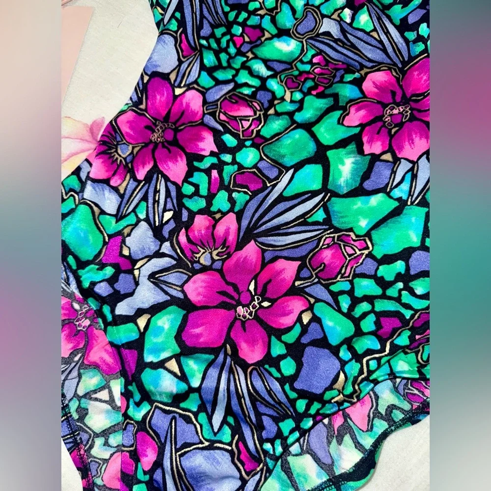 Jantzen Vintage One Piece Swimsuit 🌸✨🌺 - Picture 3 of 8